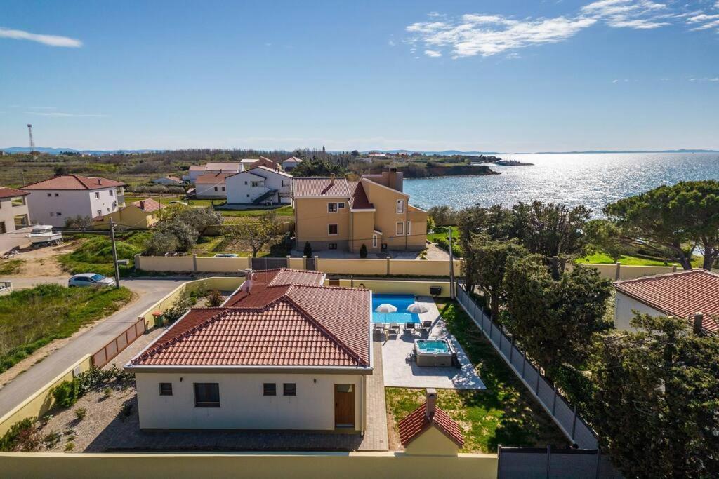 Villa Mattina, With Heated Pool And Jacuzzi Privlaka  Exterior foto